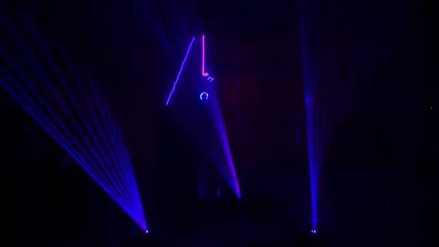 Лазерное шоу смотреть онлайн