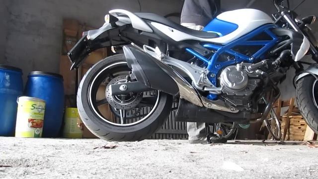Suzuki Gladius original exhaust смотреть онлайн