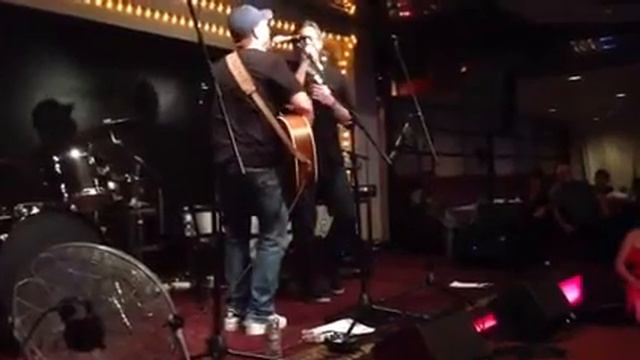 I'm goin home by Bob Guiney and Scott Grimes! смотреть онлайн