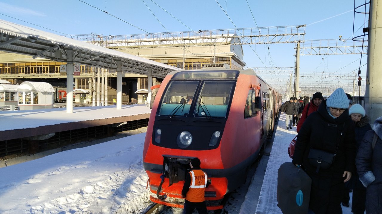 Электрички екб