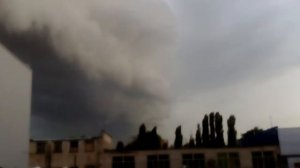 Облако движется с огромной скоростью!!!