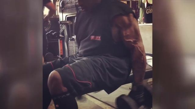 БЕЗУМИЕ РОННИ КОУЛМЕНА. смотреть онлайн