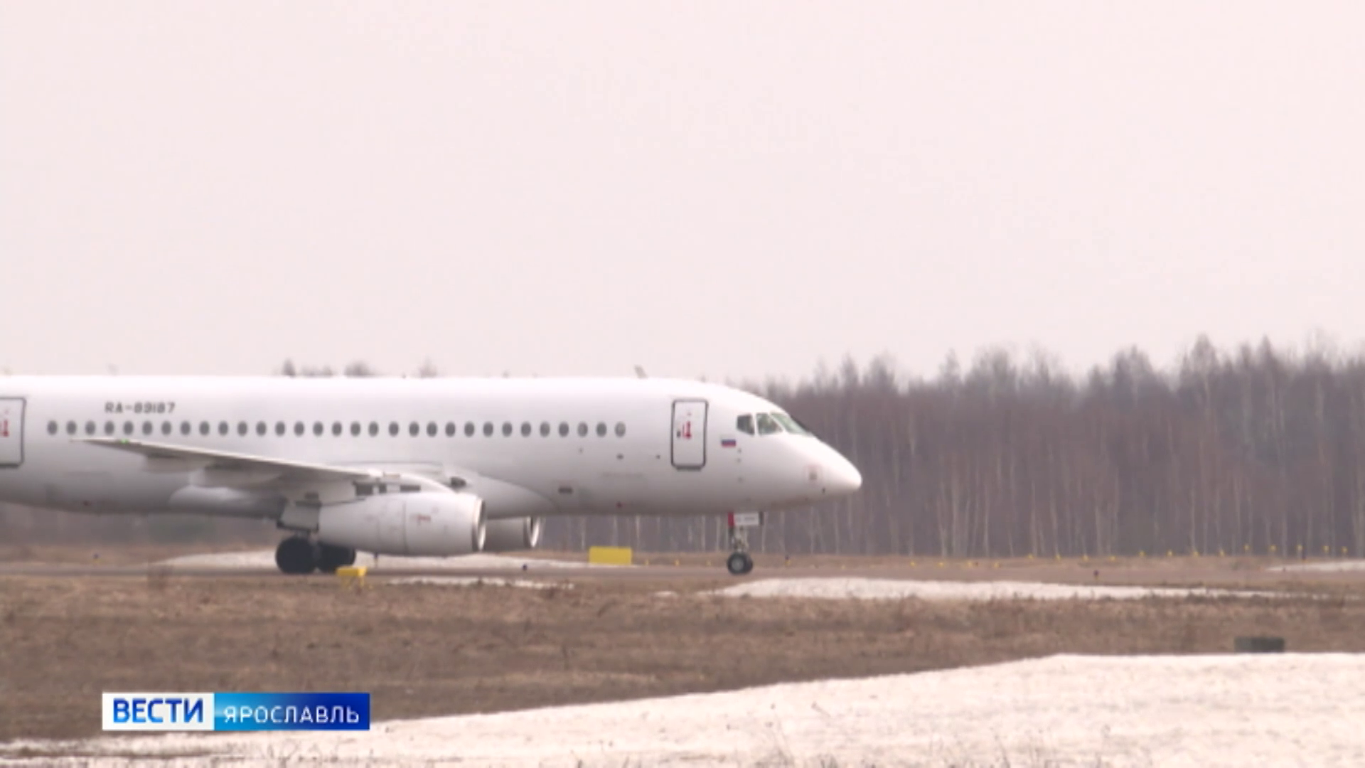 Для полетов из Ярославля в Санкт-Петербург стали использовать самолеты большей вместимости смотреть онлайн