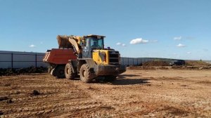 Фронтальный погрузчик Foton Lovol FL935E