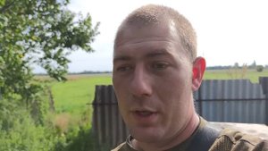 ПОЧЕМУ ПЧЁЛЫ ПЛОХО БЕРУТ СИРОП кормим пчёл дальше проводим визуальный осмотр ???