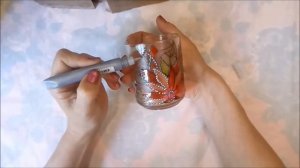 Роспись стеклянной кружки в домашних условиях. Точечная роспись. Работа с акриловыми контурами