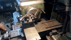 работа на токарном станке