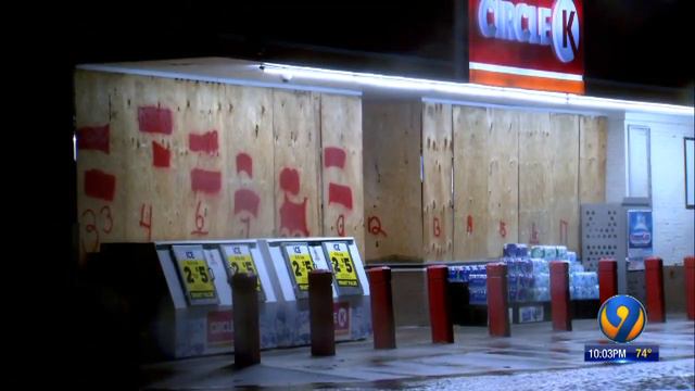 TRACKING ISAIAS: Aug. 3 nightly update смотреть онлайн