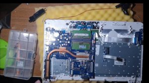 惠普 HP TPN-C125 拆機 復原 解說 disassembly HP part1