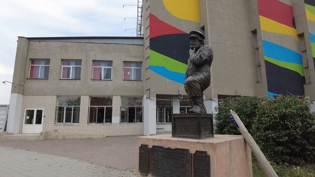 Walking in Ekaterinburg. Life in the city |4K| - Summer 2023 (June, 2) смотреть онлайн