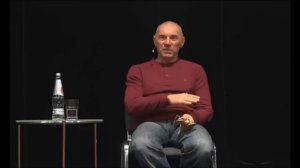 Юрий Менячихин отвечает на вопрос: "Что такое личность"?