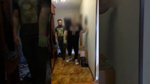 Восстановление, реабилитация после инсульта. Упражнения у шведской стенки, отработка ходьбы.