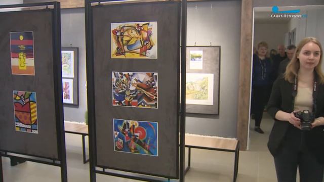 Новый библиотечно-культурный комплекс "Портал" ждет вас на Двинской 10 смотреть онлайн