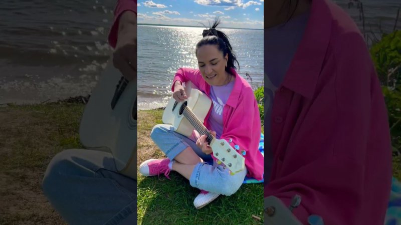 Марина Селиванова поет под гитару на берегу Плещеева озера #маринаселиванова #снова #песниподгитару