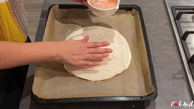 ВКУСНАЯ ЭКСПРЕСС ПИЦЦА ИЗ ЛАВАША ИЛИ ТОРТИЛЬИ ЗА 15 МИНУТ. ЧТО ГОТОВЛЮ ИЗ ЛАВАША - ЧАСТЬ 1.