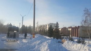 Гусарихи смотрят Самвела Адамяна