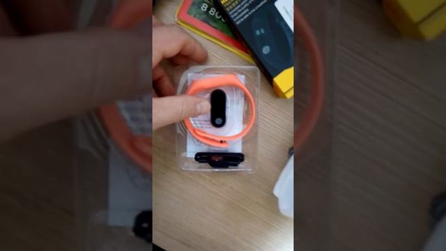 Мой первый заказ с Пандао.Возможен ли Xiaomi mi band 2 за 280 рублей? смотреть онлайн