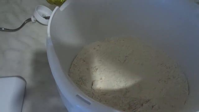 Пшенично ржаной хлеб с отрубями на ржаной закваске "Вечная". Хлеб весом 630 гр. в литой форме Л-10.