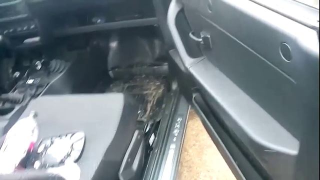 Новая Lada 4x4 Нива ВАЗ 21214М 2017 года - сравнил изменения 2017-2018 смотреть онлайн