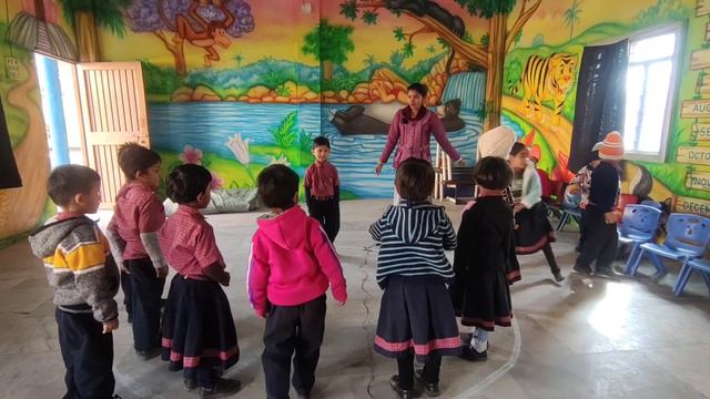 Gross motor development Indoor Game Activity Class LKG Students #games #indooractivity