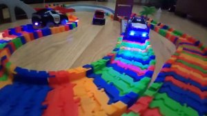 Обзор самого Крутого! ГИБКОГО ТРЕКА с машинками: FLEXIBLE TRACK!