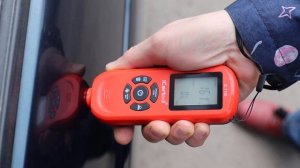 Измерение толщины слоя краски толщиномером iCarTool IC-T150