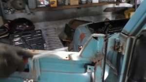 Усиление арок крыльев и порогов на ЛУАЗе.