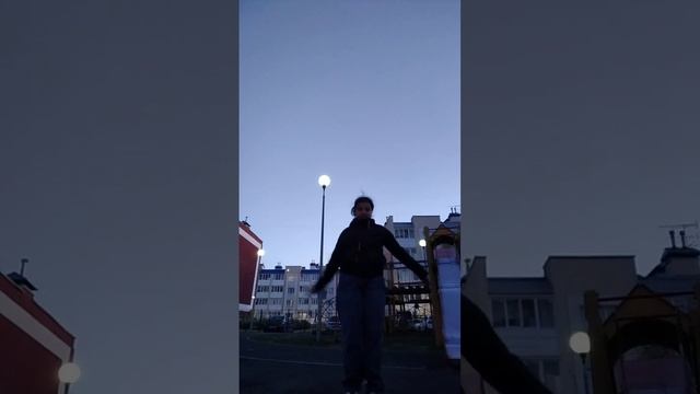 учу как прыгать на скакалке смотреть онлайн