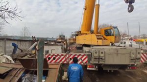 как двухсот тонный кран LIEBHERR LTM 1200 5.1 работал за 100 тонн