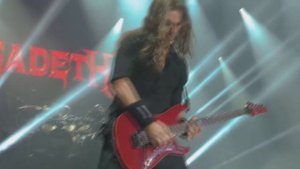 Kiko Loureiro plays "Conquer or Die" Live