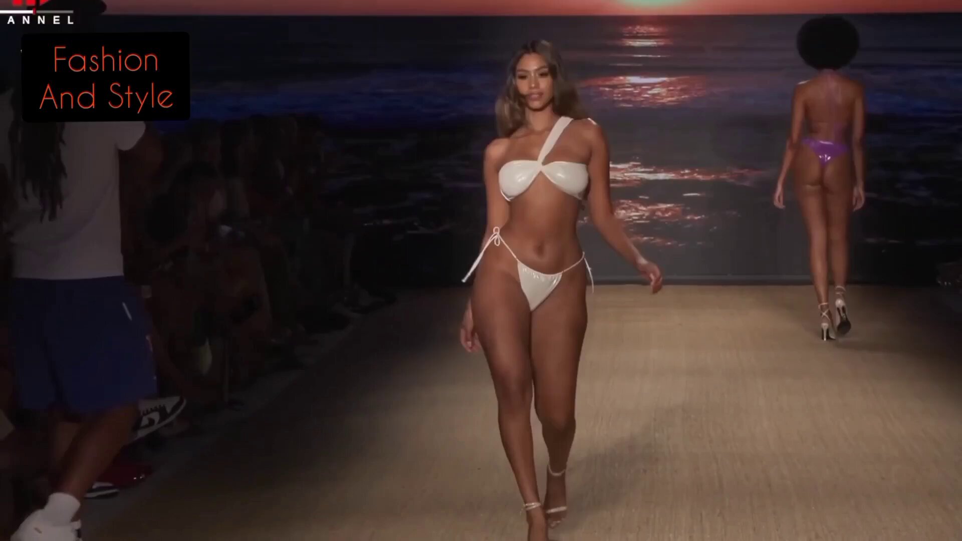 DNDM - Broken Glass Vegas смотреть онлайн