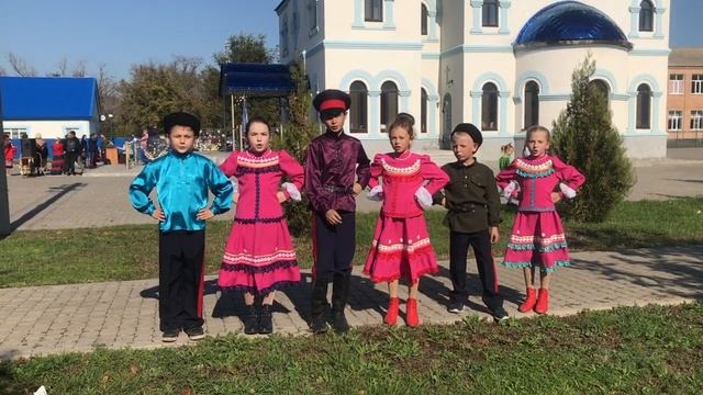 Девиз команды "Гулюшки" смотреть онлайн