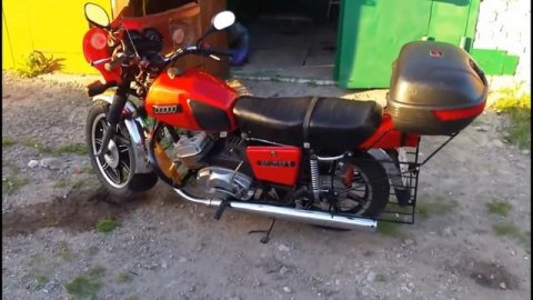 ИЖ ЮПИТЕР 5 против ИЖ ЮПИТЕР 6