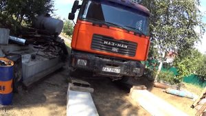 Снятие ZF коробки с самосвала Маз-Мана