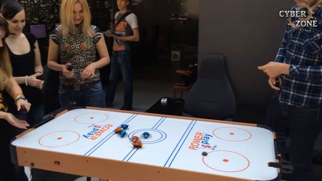 Робофутбол на корпоратив Кибер Зона смотреть онлайн