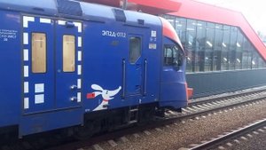 Электропоезд эп2д-0112рэкс на станции Минская.