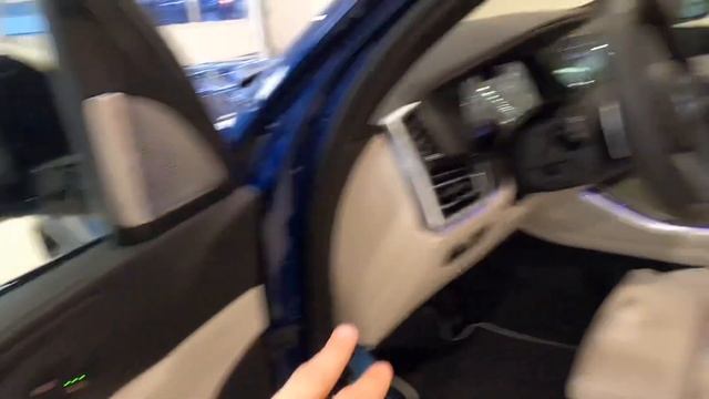 БМВ Х5 М50d Авус Блю /// BMW X5 M50d Avus Blue
