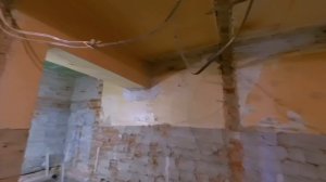 Меняем старые полы на фанеру по лагам