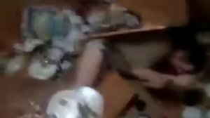 Пьяный запрыгнул на шкаф и упал!