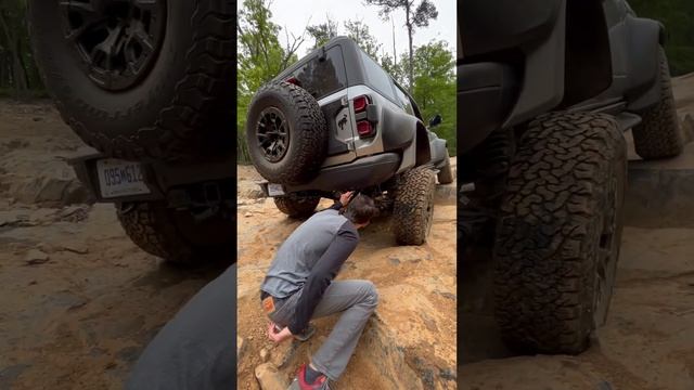 Ford Bronco Raptor Has Insane Articulation! Sway Bar Disconnect FTW!