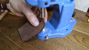 Шьем сумку из КОЖИ. Бесплатная выкройка PDF/ Сумка для GoPro. Кожаная сумка. из кожи СВОИМИ РУКАМИ.