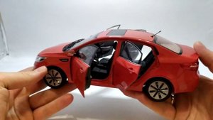 Распаковка модели KIA RIO в масштабе 1:18