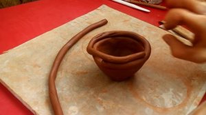 Мастер-класс по лепке из глины. Способы формования керамического изделия. Жгут. Урок 2.