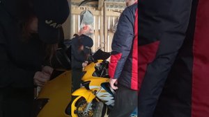 Замена ветрового стекла Honda CBR 600 f4 на оригинал