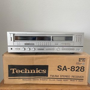 Стереоприемник Technics FM-AM SA-828-ЯПОНИЯ-Годы выпуска 1981 - 1982