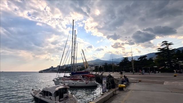 ▶️ #КРЫМ 12.09.2023 / ХОРОШИЙ ДЕНЬ. НАБЕРЕЖНАЯ .#МОРЕ .ПОДПИСЧИКИ ШАНСОН. СОБАКИ / #ЯЛТА ОСЕНЬЮ 202 смотреть онлайн