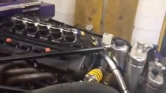 TVR Cerbera Speed 12 (a real one!) spinning up fast. смотреть онлайн