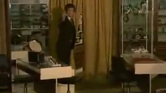Monty Python - I'd Like To Buy A Hearing Aid
