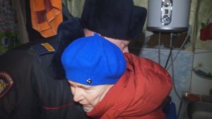 В Барнауле сотрудники патрульно-постовой службы спасли людей во время пожара. 2022 г.