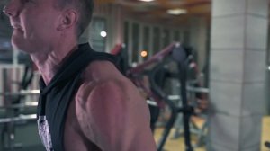 Как накачать плечи, ч.2 | Лучшие упражнения на среднюю дельту